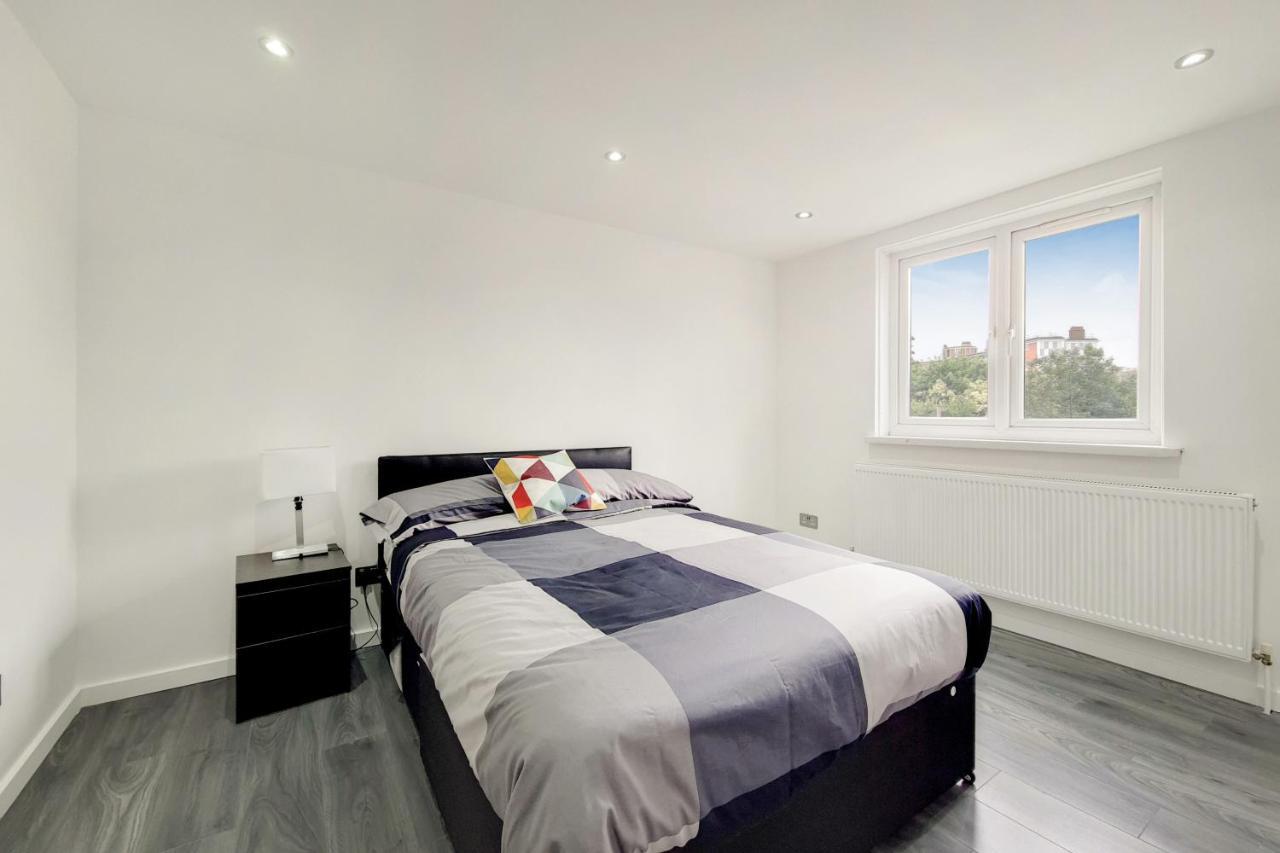 Lovely 4 Bed Apartment Perfect For Families! Londýn Exteriér fotografie