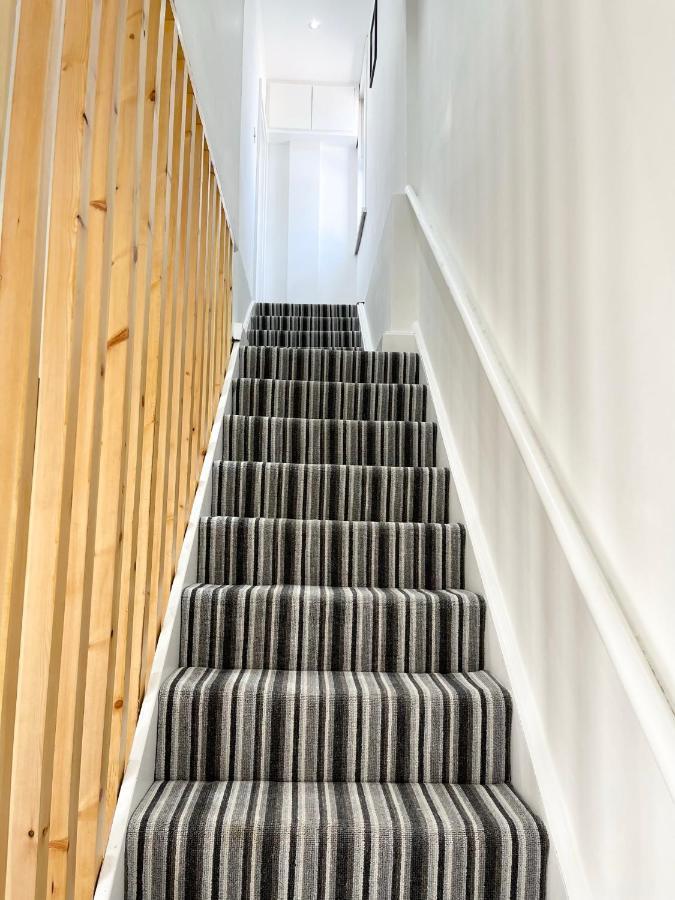 Lovely 4 Bed Apartment Perfect For Families! Londýn Exteriér fotografie